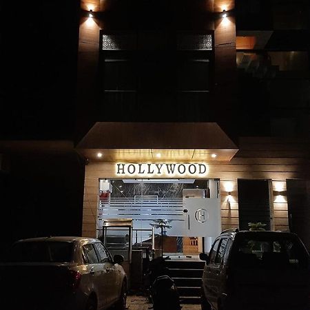 Hotel Hollywood Zirakpur Екстер'єр фото