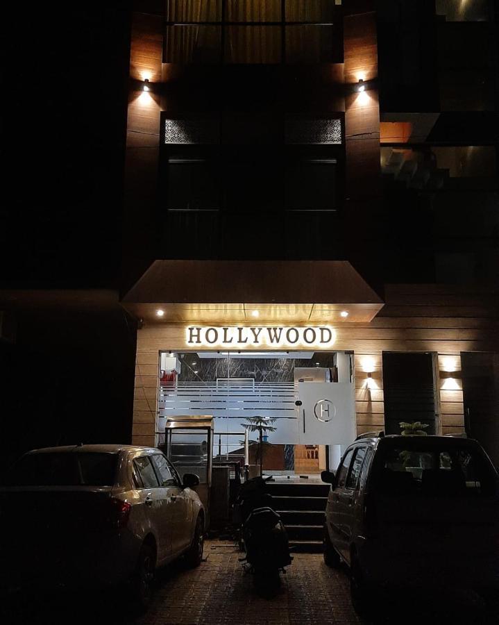 Hotel Hollywood Zirakpur Екстер'єр фото
